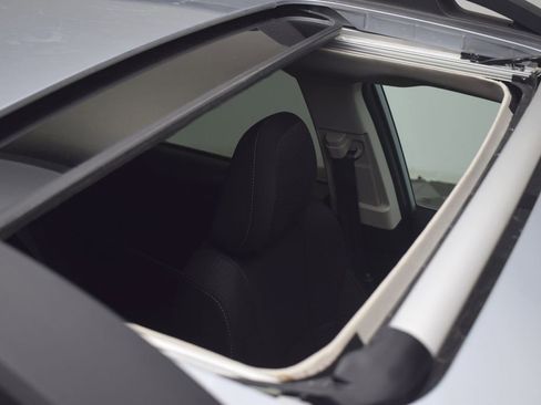 Used 2024 Subaru Outback Premium image 16