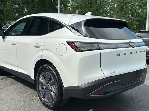 Used 2025 Nissan Murano SL AWD/4WD image 7