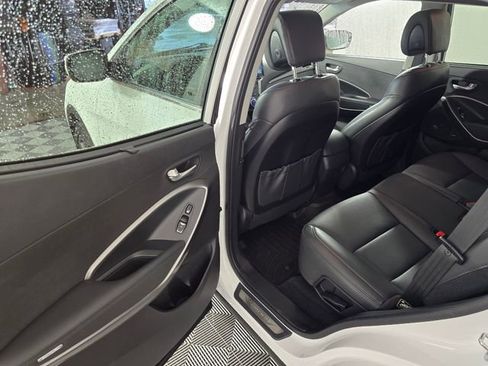 Used 2017 Hyundai Santa Fe Sport image 15