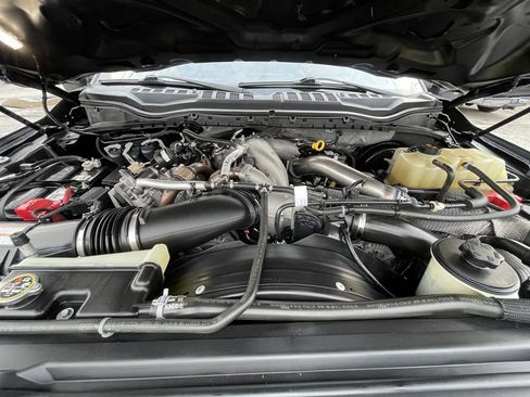 Used 2020 Ford F350 Platinum w/ FX4 Off-Road Package image 7