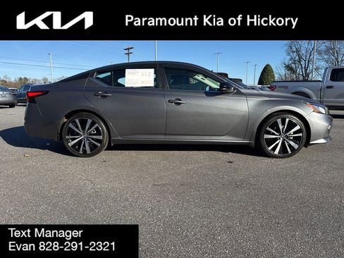 Used 2019 Nissan Altima 2.5 SR w/ SR Premium Package image 8