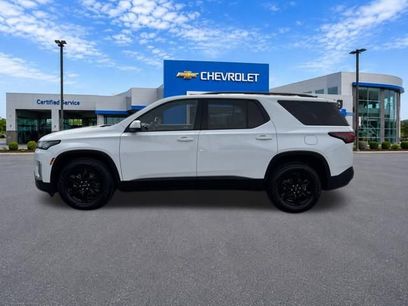 Used 2023 Chevrolet Traverse LT w/ Midnight/Sport Edition