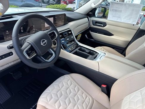 New 2026 Nissan Armada Platinum Reserve AWD/4WD image 10