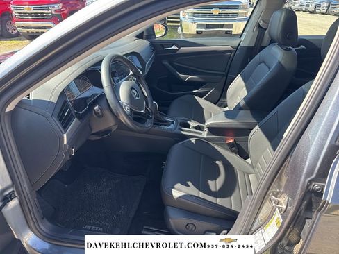 Used 2021 Volkswagen Jetta SE image 15