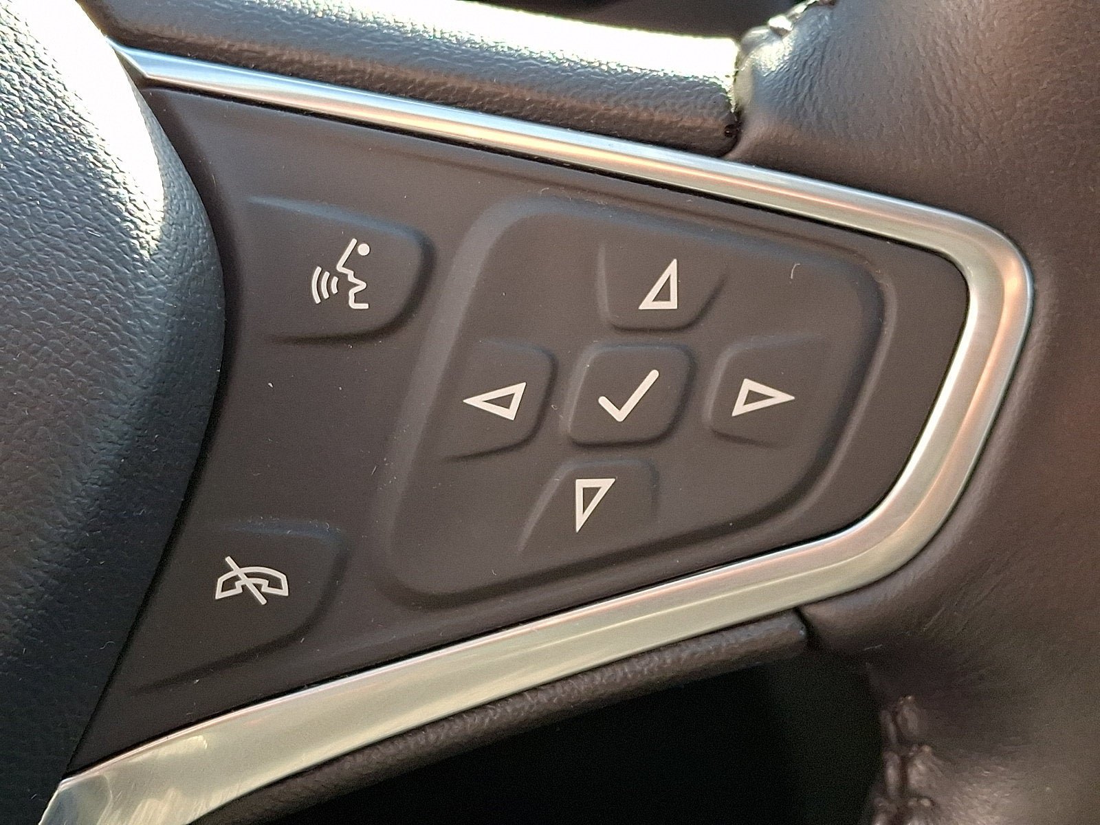 Used 2022 Chevrolet Equinox LT AWD/4WD image 22