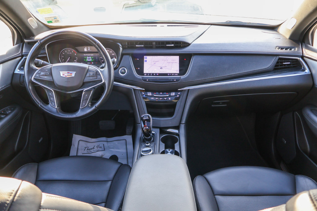 Used 2023 Cadillac XT5 Premium Luxury AWD/4WD image 6