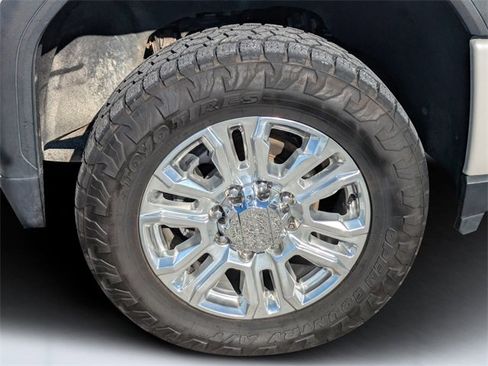 Used 2021 GMC Sierra 3500 Denali w/ Denali Ultimate Package image 10