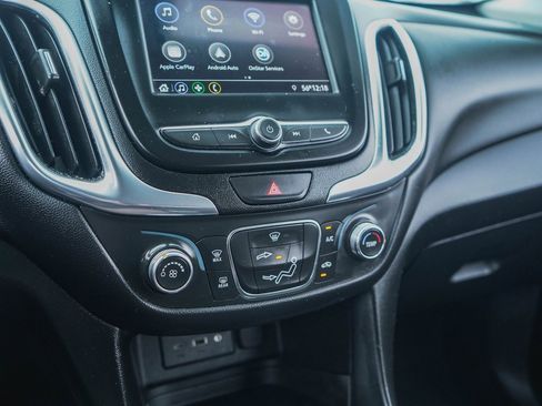 Used 2021 Chevrolet Equinox LT image 12