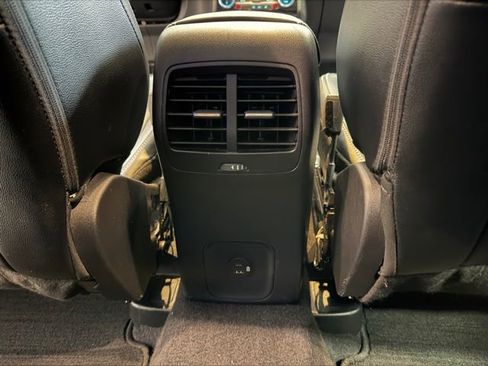 Used 2022 Ford Escape SEL image 37