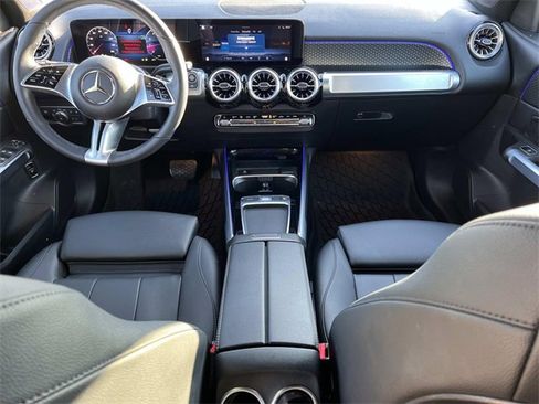 Used 2024 Mercedes-Benz GLB 250 image 14