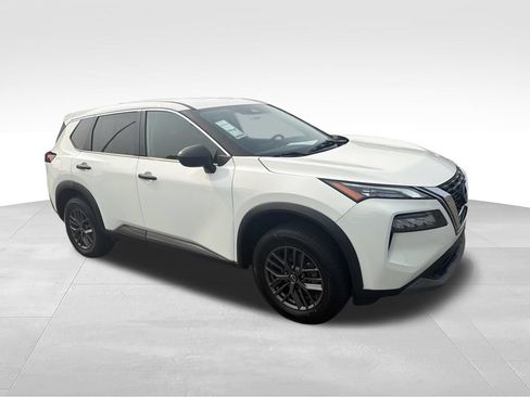 Used 2022 Nissan Rogue S FWD image 8