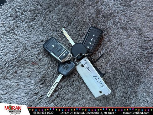 Used 2018 Chevrolet Express 2500 w/ Driver Convenience Package image 23