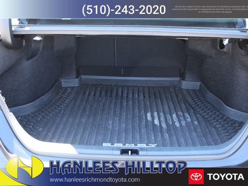 Used 2023 Toyota Camry LE w/ Convenience Package image 10