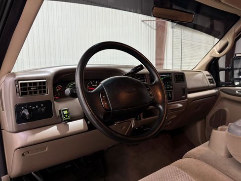 Used 2002 Ford F350 XLT image 4