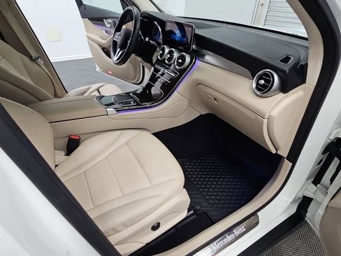 Used 2022 Mercedes-Benz GLC 300 image 37