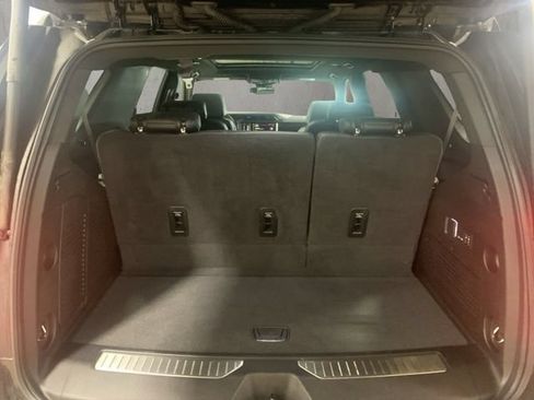 Used 2024 GMC Yukon Denali AWD/4WD image 18