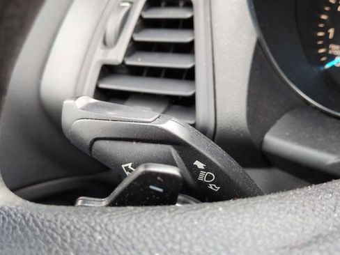 Used 2017 Ford Escape SE image 25