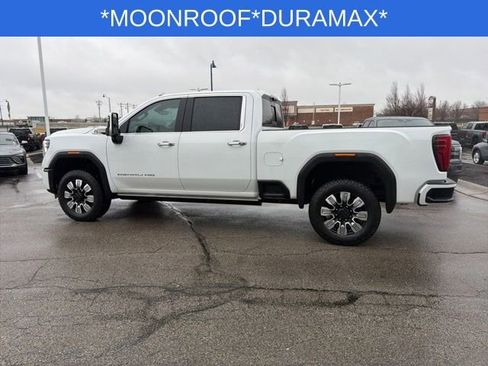 Used 2024 GMC Sierra 2500 Denali w/ Denali Reserve Package image 9