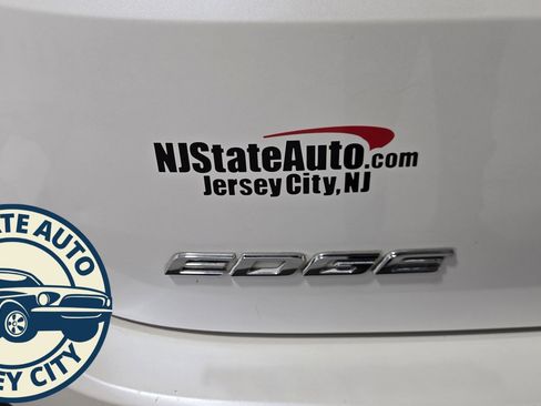 Used 2015 Ford Edge Titanium image 40