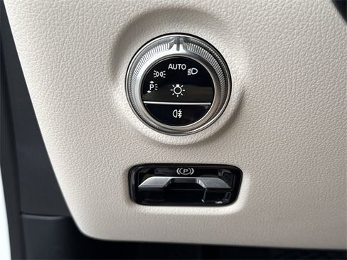 New 2025 Mercedes-Benz C 300 C 300 image 31