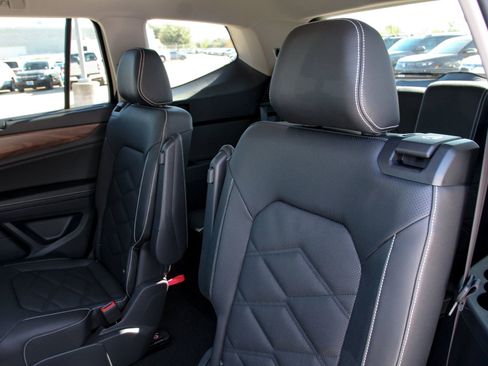 New 2026 Volkswagen Atlas SE FWD image 26