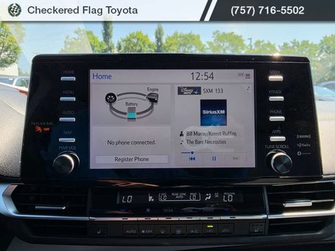 Used 2022 Toyota Sienna XLE FWD image 14