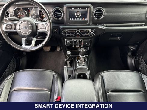 Used 2020 Jeep Wrangler Unlimited Sahara AWD/4WD image 14
