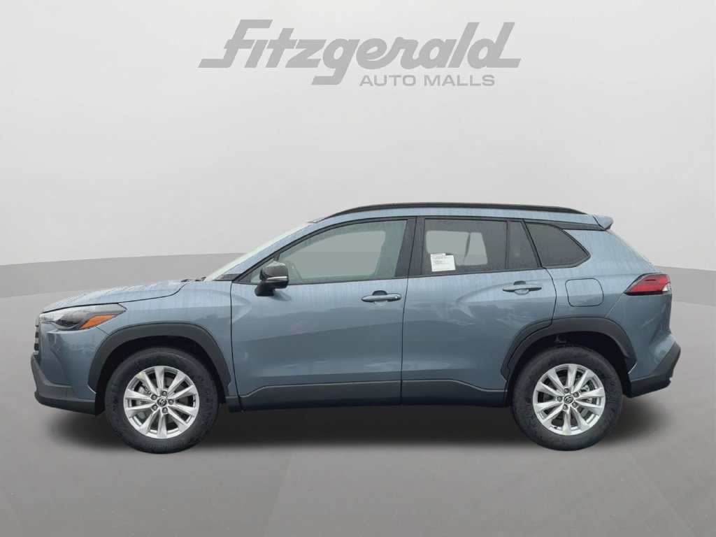 New 2026 Toyota Corolla Cross LE w/ Moonroof Package AWD/4WD image 5