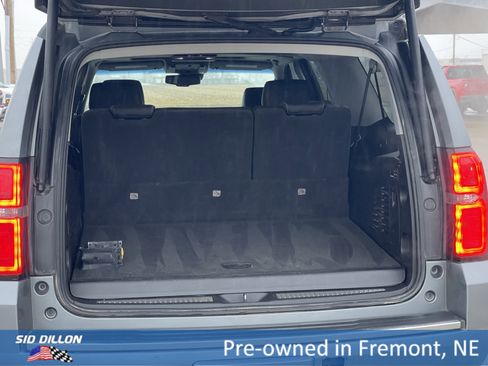 Used 2020 Chevrolet Suburban Premier image 5