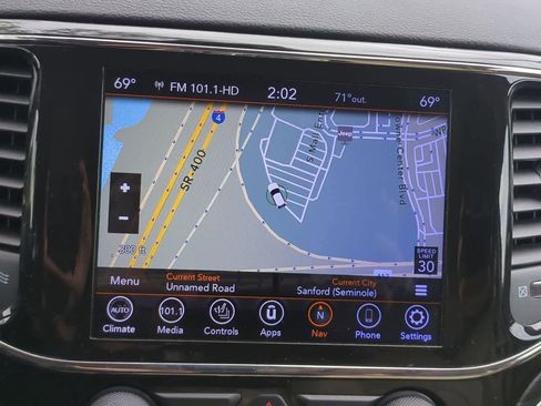 Used 2021 Jeep Grand Cherokee Limited AWD/4WD image 30