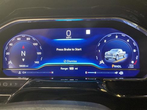 Used 2023 Chevrolet Silverado 1500 LT image 16