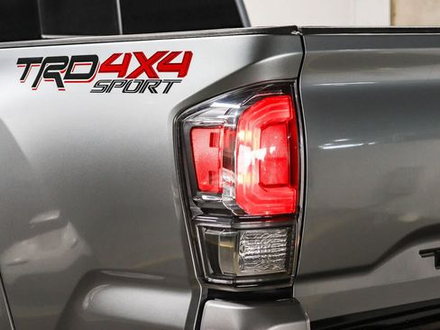Certified 2022 Toyota Tacoma TRD Sport w/ TRD Premium Sport Package AWD/4WD image 11