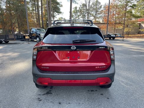 New 2026 Nissan Kicks SR w/ Cold Weather Package image 5