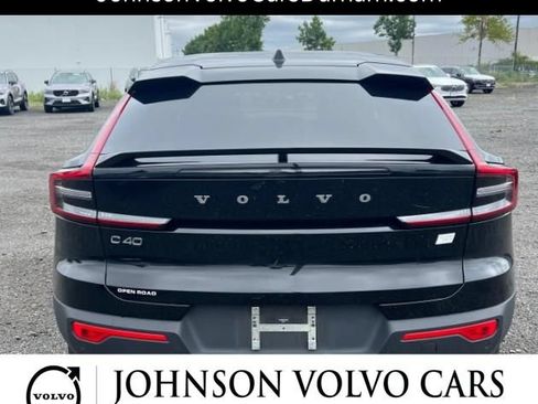 Used 2023 Volvo C40 Recharge Core AWD/4WD image 5