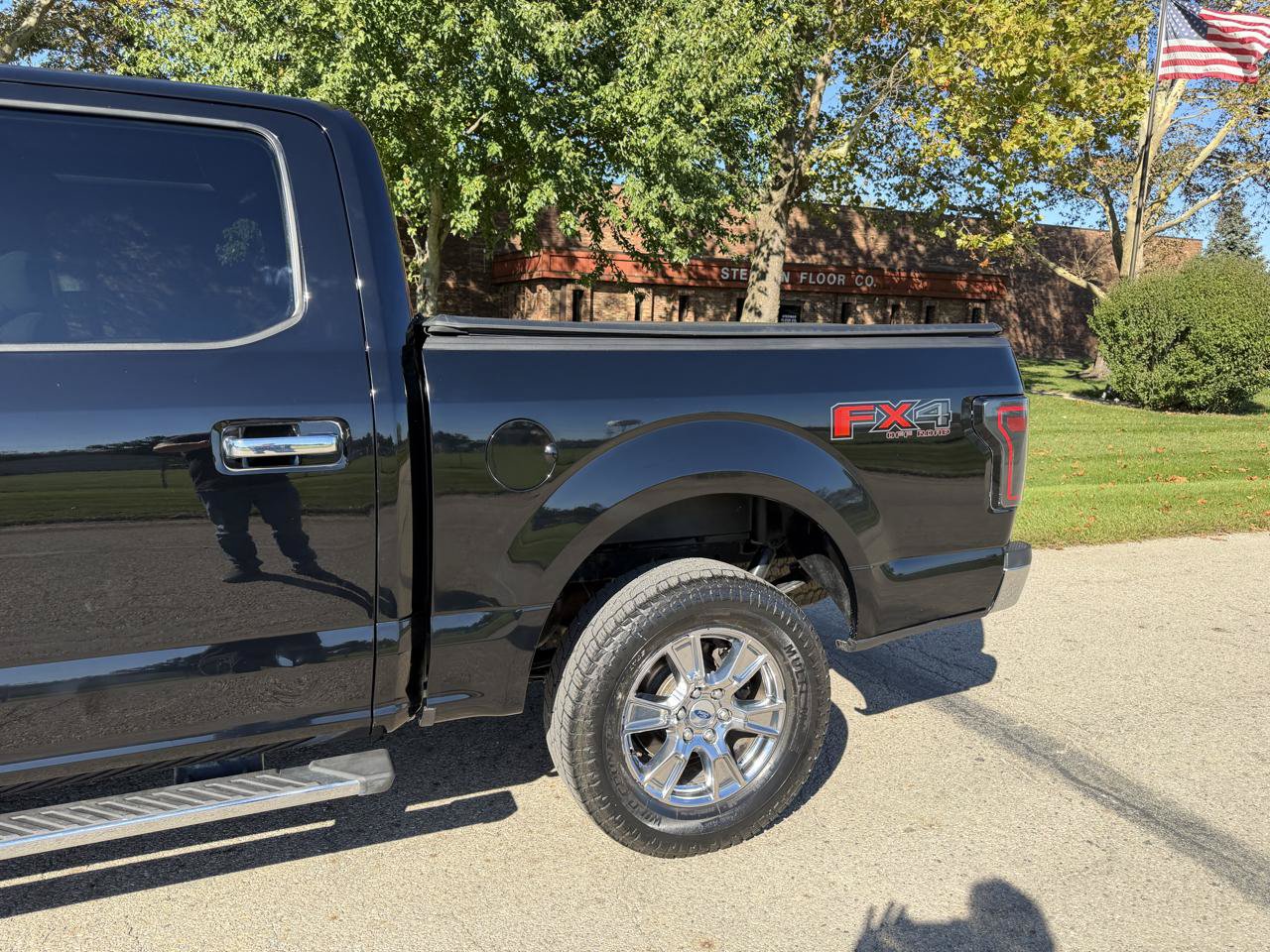 Used 2016 Ford F150 XLT w/ Equipment Group 302A Luxury AWD/4WD image 40