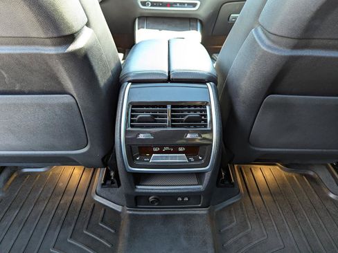 Used 2024 BMW X5 xDrive40i w/ Premium Package AWD/4WD image 40