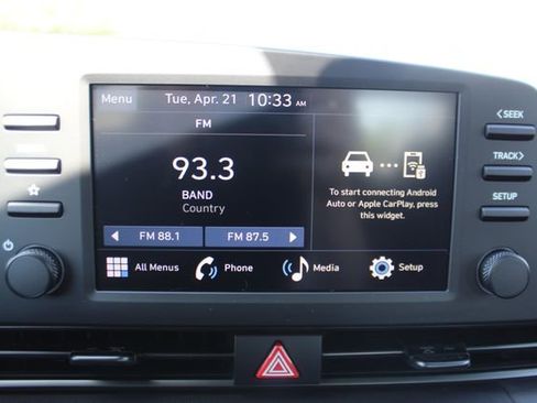 New 2026 Hyundai Elantra SEL Sport Premium FWD image 17