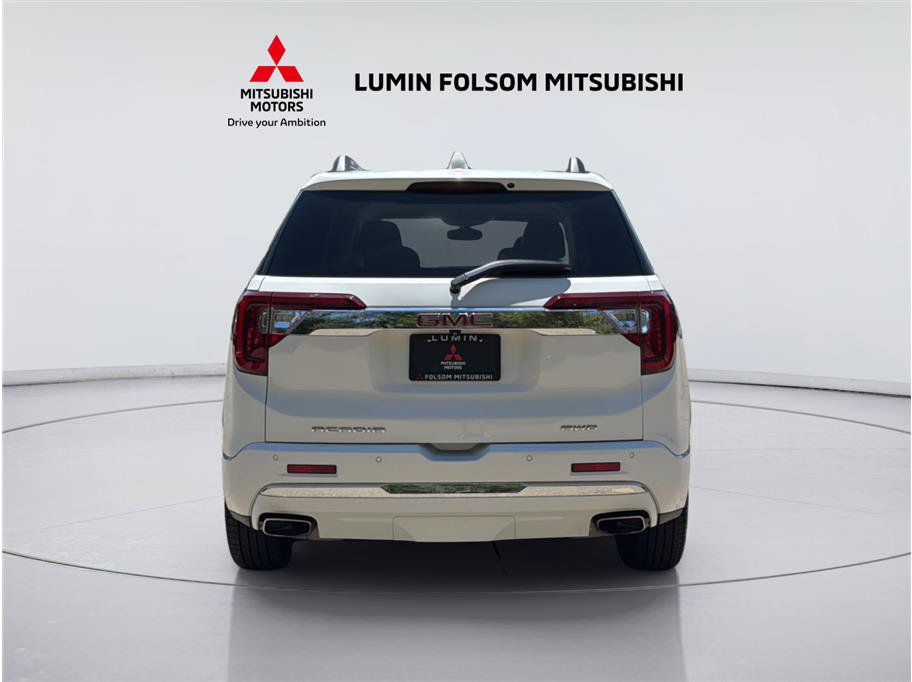 Used 2023 GMC Acadia Denali AWD/4WD image 4