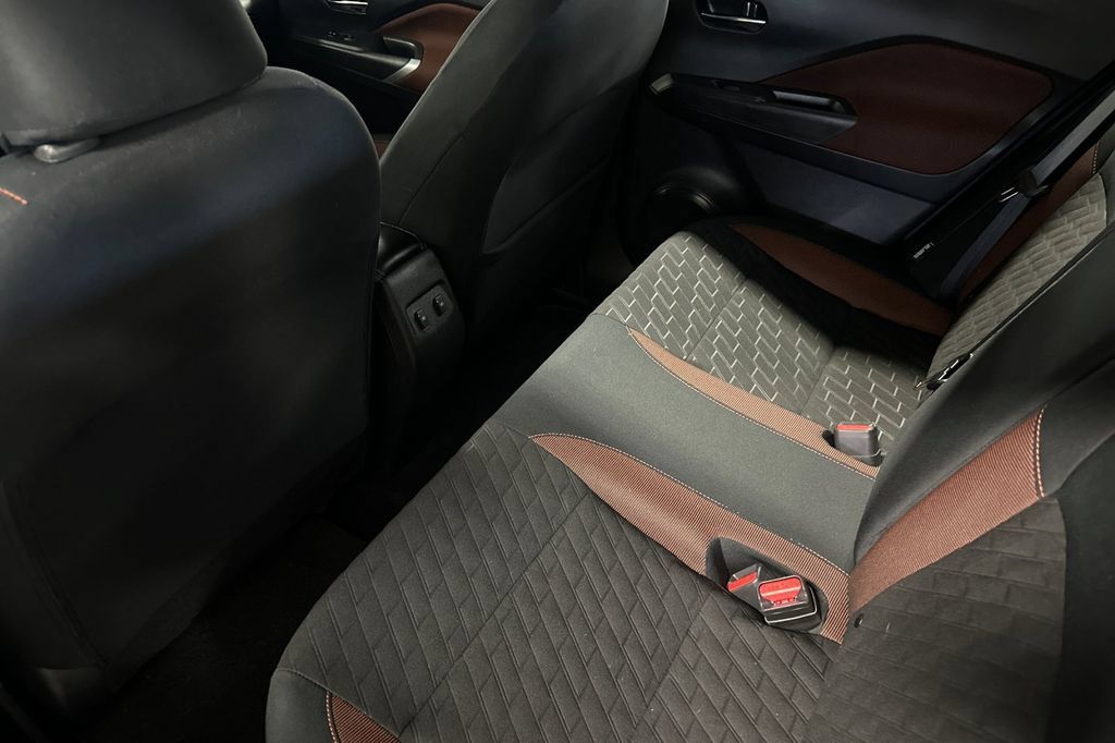 Used 2024 Nissan Kicks SR FWD image 15