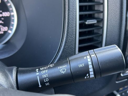 Used 2022 Nissan Frontier SV image 26