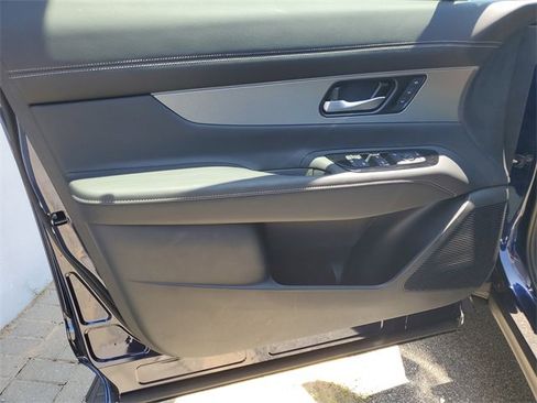 Used 2025 Nissan Murano SL w/ Cargo Package image 15