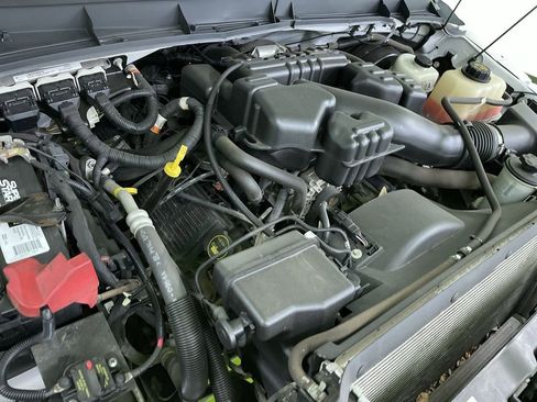 Used 2016 Ford F250 XL w/ Power Equipment Group image 26