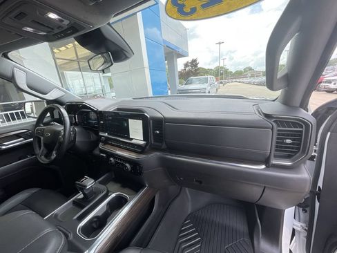 Certified 2023 Chevrolet Silverado 1500 RST w/ All Star Edition Plus AWD/4WD image 26