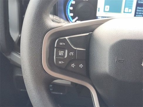 Used 2022 Ford Bronco 4-Door AWD/4WD image 28