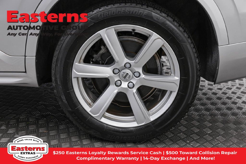 Used 2022 Volvo XC90 T5 Momentum AWD/4WD image 34