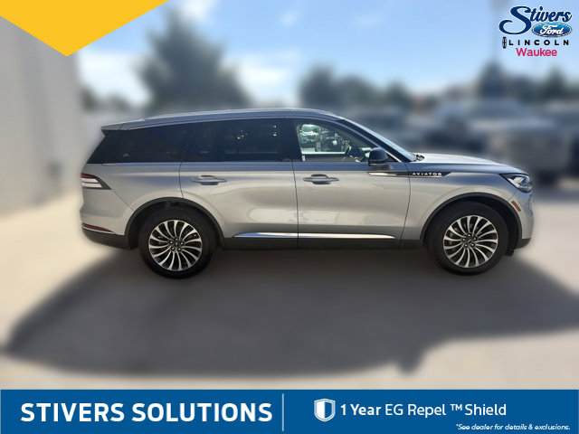 Used 2024 Lincoln Aviator AWD w/ Premium Package image 5