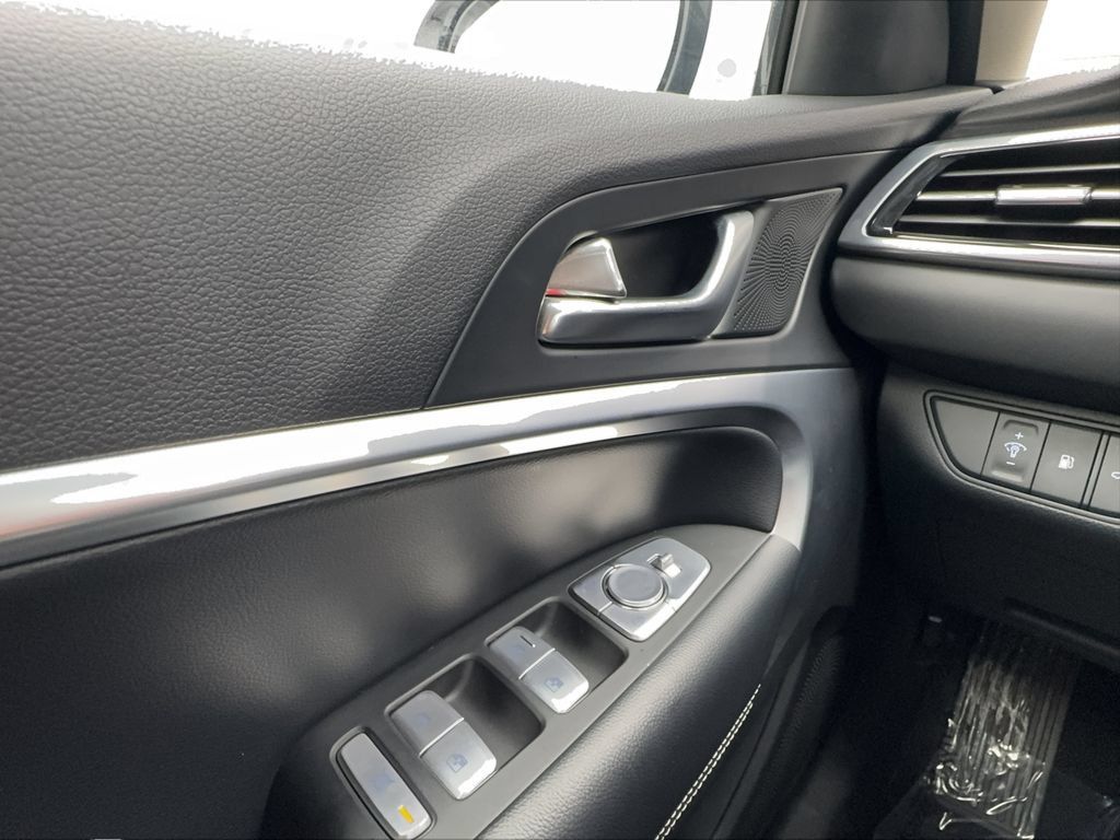 Used 2026 Genesis G70 2.5T RWD image 47