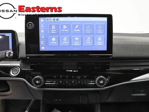 Used 2024 Honda Prologue EX image 11