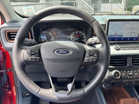 Used 2024 Ford Maverick Lariat FWD image 10