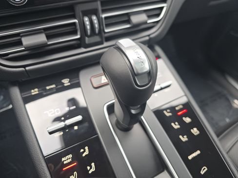 New 2026 Porsche Macan S image 28